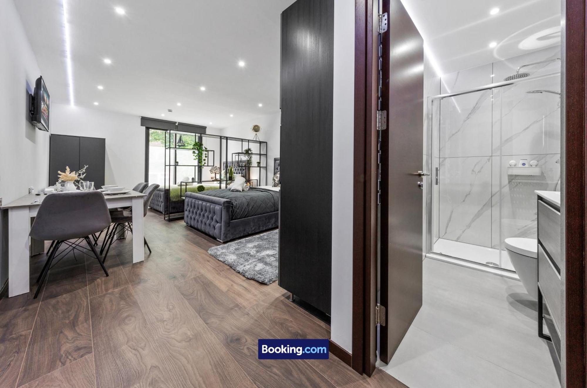 Stylish Studio Apt By Stay Smart Short Lets & Serviced Accommodation Woodstock With Free Wifi Londres Exterior foto