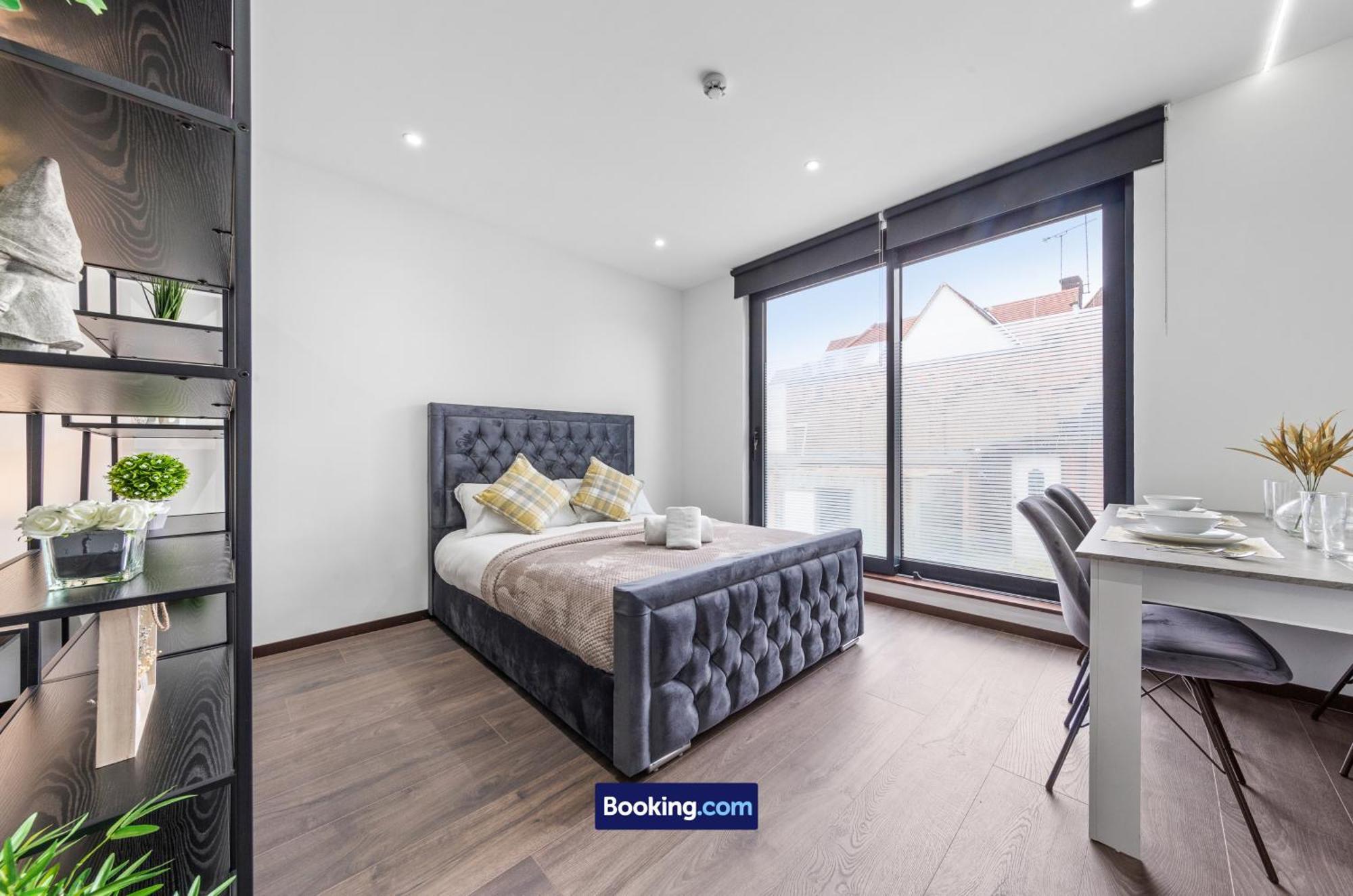 Stylish Studio Apt By Stay Smart Short Lets & Serviced Accommodation Woodstock With Free Wifi Londres Exterior foto