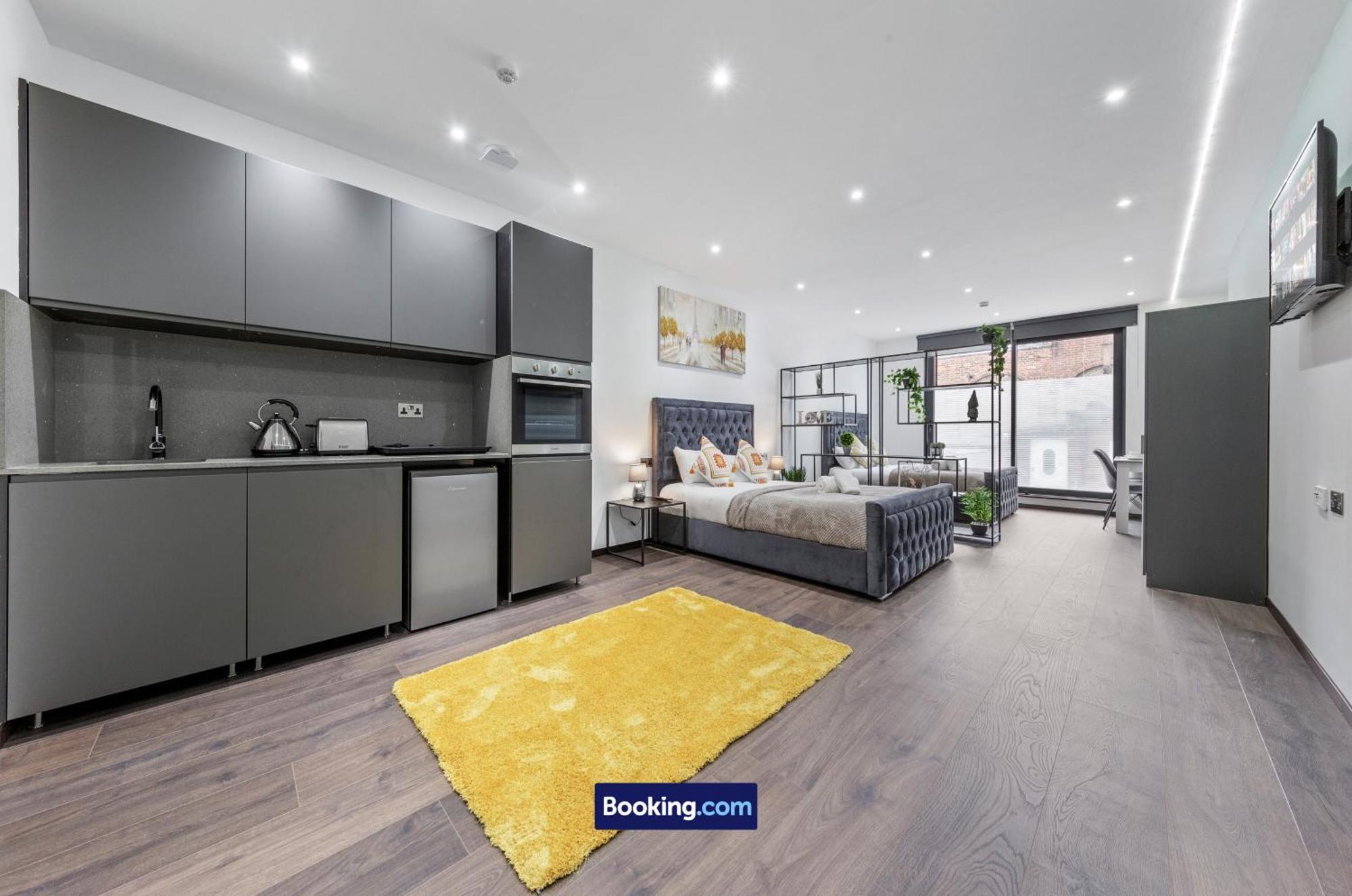 Stylish Studio Apt By Stay Smart Short Lets & Serviced Accommodation Woodstock With Free Wifi Londres Exterior foto