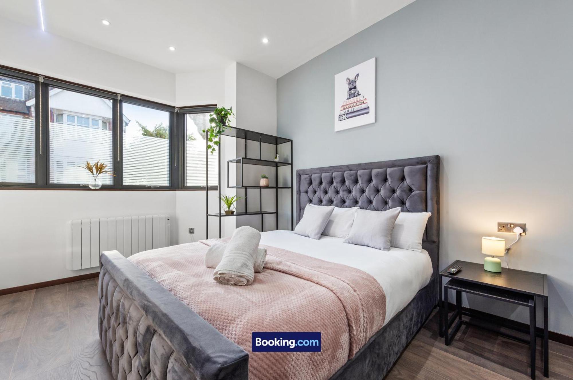 Stylish Studio Apt By Stay Smart Short Lets & Serviced Accommodation Woodstock With Free Wifi Londres Exterior foto