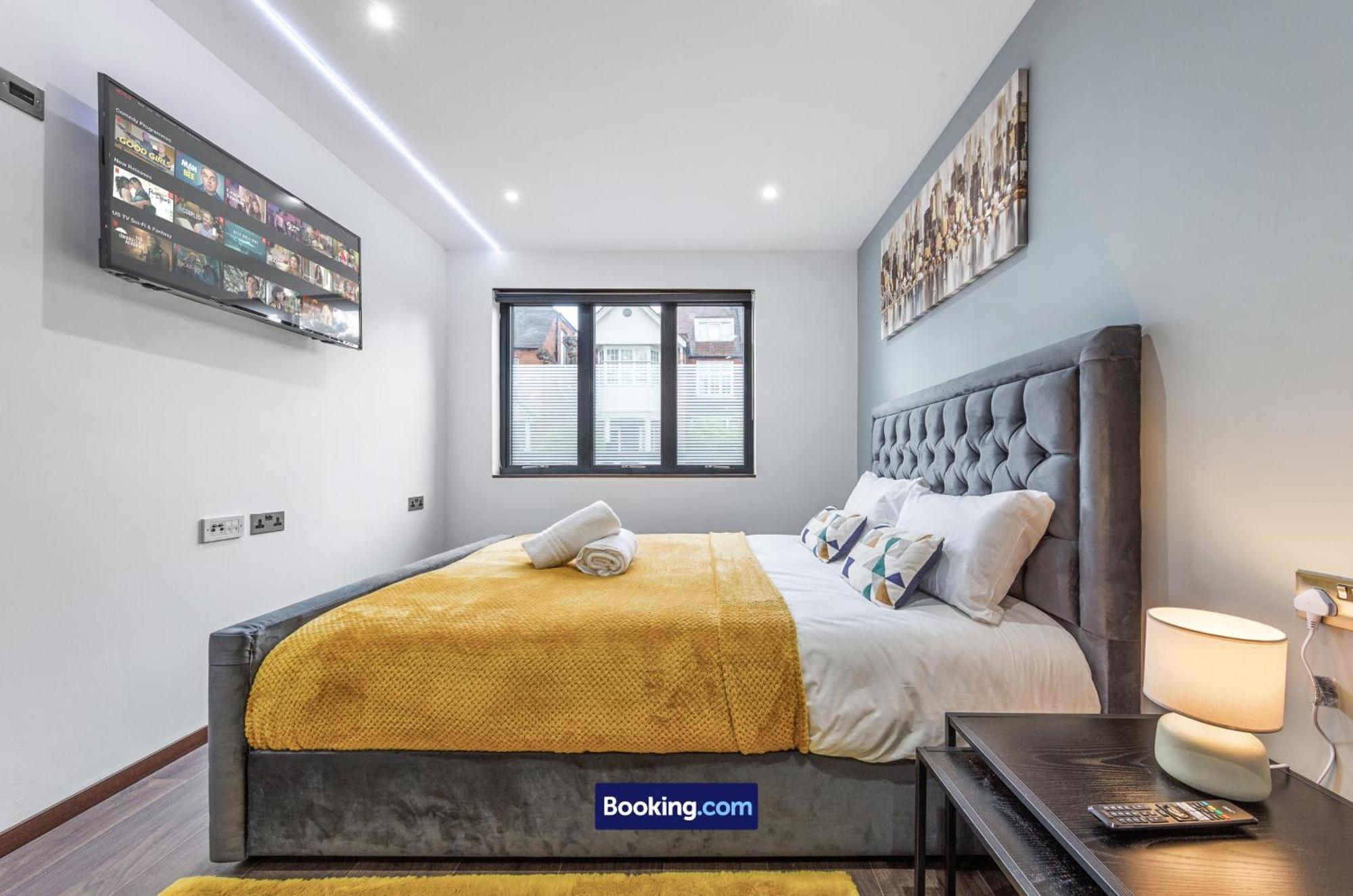 Stylish Studio Apt By Stay Smart Short Lets & Serviced Accommodation Woodstock With Free Wifi Londres Exterior foto