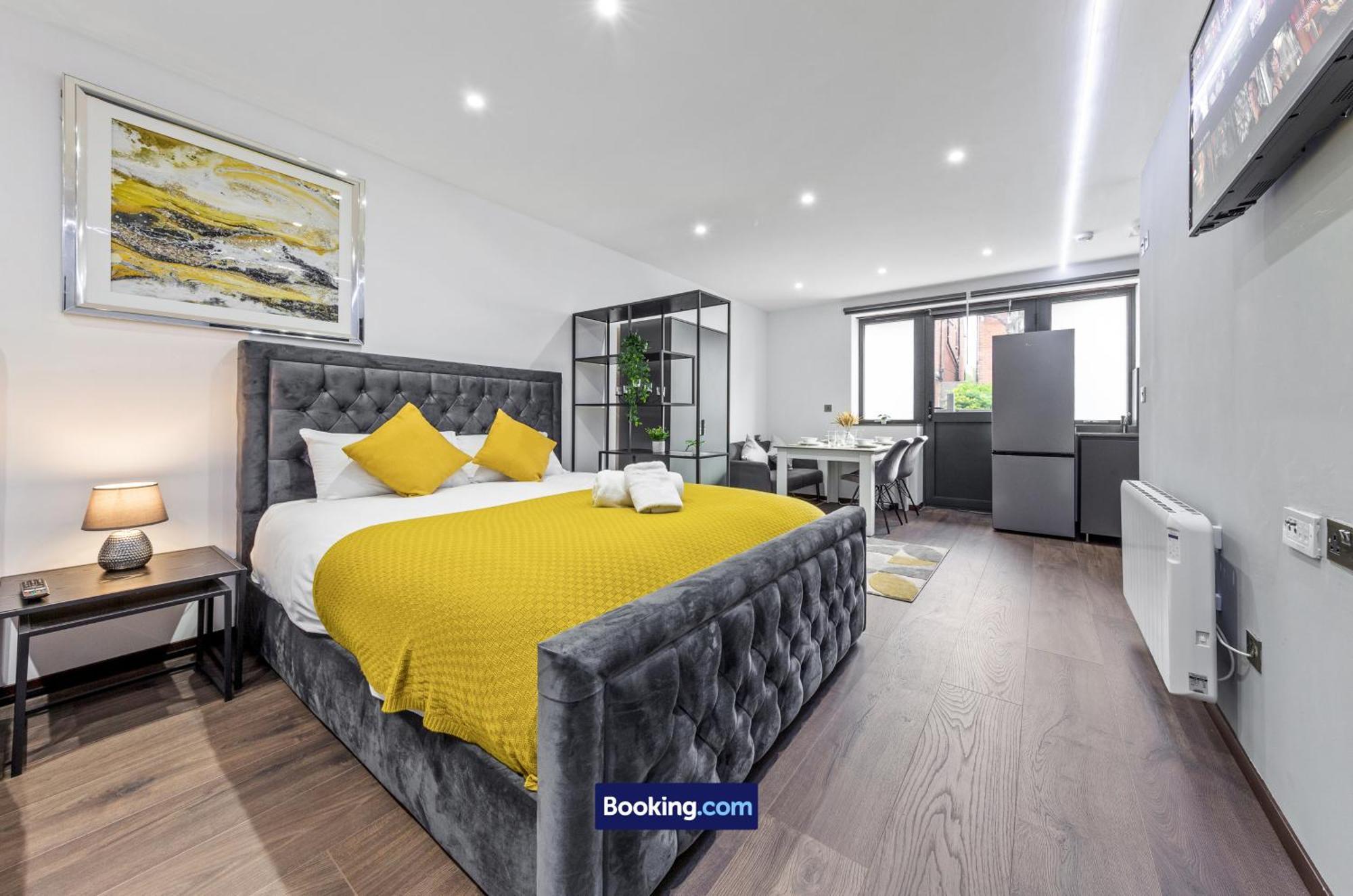 Stylish Studio Apt By Stay Smart Short Lets & Serviced Accommodation Woodstock With Free Wifi Londres Exterior foto